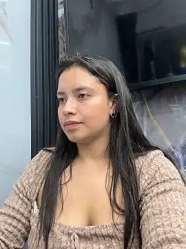 Snapshot of Miss_Bella_Flame chatting on 16, 4, 2026 Miss Bella Flame online show from 16, 4, 2026