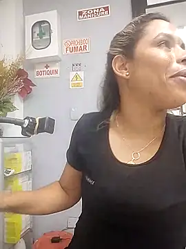 Snapshot of Regina_23 chatting on 26, 2, 2026 Regina 23 online show from 26, 2, 2026