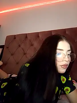 Gatita Only17 online show from 13, 2, 2026