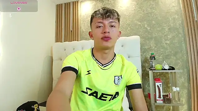 Dark Nico online show from 11, 4, 2026