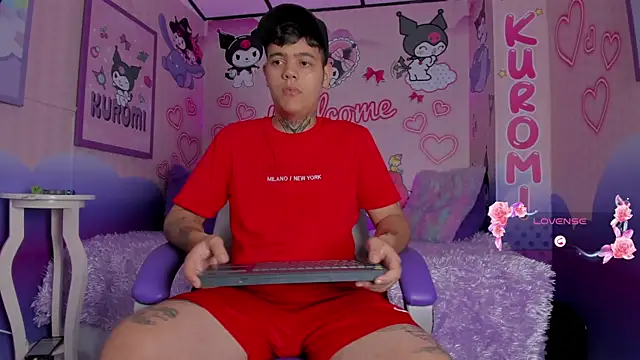 Snapshot of samael_betancurt chatting on 13, 7, 2026 samael betancurt online show from 13, 7, 2026