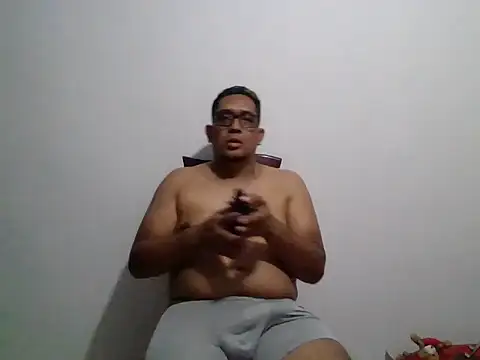 Snapshot of gordogruesa chatting on 21, 2, 2026 gordogruesa online show from 21, 2, 2026