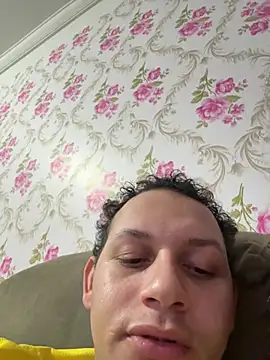 Enzogabrielll0501 online show from 25, 7, 2026