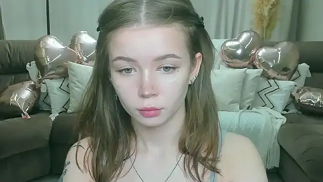 Snapshot of Violetta__Dreams chatting on 7, 3, 2026 Violetta Dreams online show from 7, 3, 2026