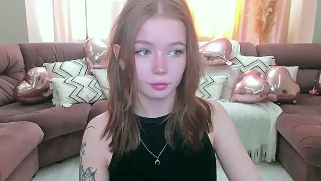 Snapshot of Violetta__Dreams chatting on 24, 3, 2026 Violetta Dreams online show from 24, 3, 2026