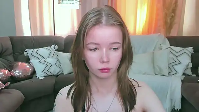 Snapshot of Violetta__Dreams chatting on 27, 3, 2026 Violetta Dreams online show from 27, 3, 2026