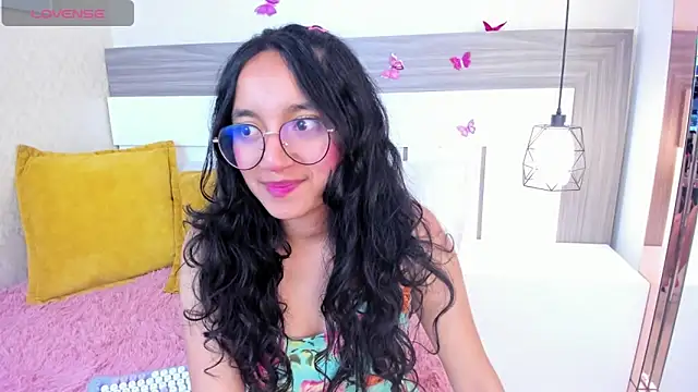 Emilyblussh online show from 8, 4, 2026