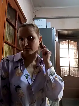 Snapshot of SusanGold9211 chatting on 6, 3, 2026 SusanGold9211 online show from 6, 3, 2026