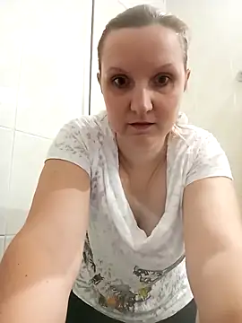 Snapshot of SusanGold9211 chatting on 10, 3, 2026 SusanGold9211 online show from 10, 3, 2026