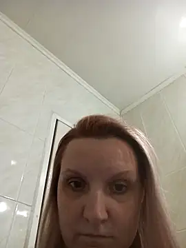 Snapshot of SusanGold9211 chatting on 17, 3, 2026 SusanGold9211 online show from 17, 3, 2026