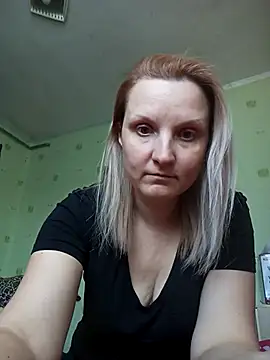 Snapshot of SusanGold9211 chatting on 23, 3, 2026 SusanGold9211 online show from 23, 3, 2026