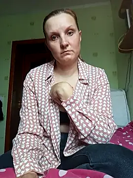 Snapshot of SusanGold9211 chatting on 25, 3, 2026 SusanGold9211 online show from 25, 3, 2026