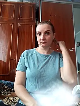 Snapshot of SusanGold9211 chatting on 3, 4, 2026 SusanGold9211 online show from 3, 4, 2026