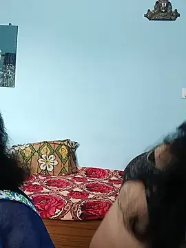 Snapshot of Kannadasexywifes chatting on 27, 5, 2026 Kannadasexywifes online show from 27, 5, 2026