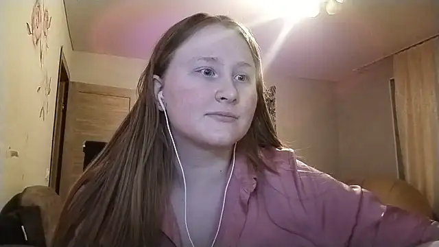 AnikaLipps online show from 7, 4, 2026