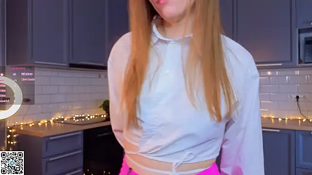 Snapshot of Crystal_Diva chatting on 9, 3, 2026 Crystal Diva online show from 9, 3, 2026