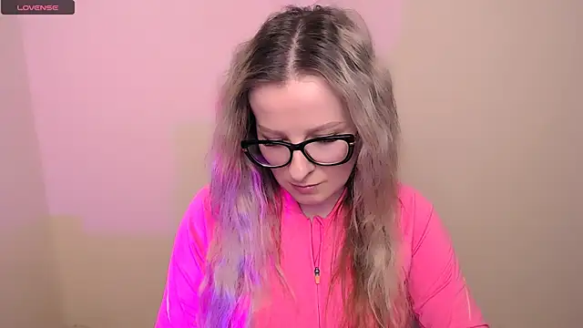 AnnePeach online show from 17, 3, 2026