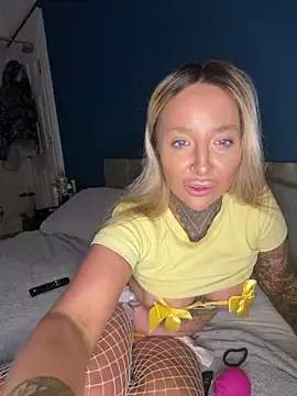 Summerwestt online show from 12, 4, 2026