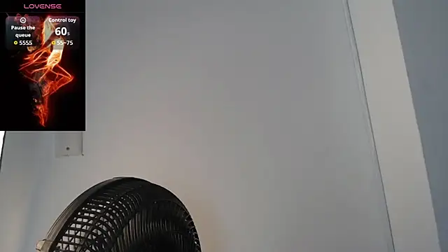 Snapshot of lily_rose1 chatting on 16, 6, 2026 lily rose1 online show from 16, 6, 2026