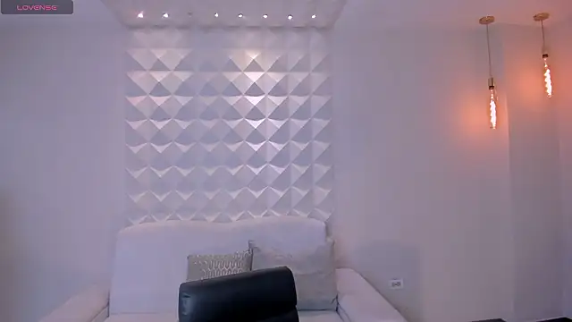 Snapshot of CarolineEvans_x chatting on 27, 2, 2026 CarolineEvans x online show from 27, 2, 2026