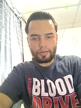 Snapshot of angel_leon01 chatting on 18, 3, 2026 angel leon01 online show from 18, 3, 2026