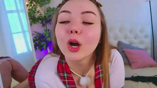 Snapshot of ur_blythe_doll chatting on 22, 4, 2026 ur blythe doll online show from 22, 4, 2026