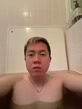 Snapshot of taiki2026 chatting on 8, 5, 2026 taiki2026 online show from 8, 5, 2026