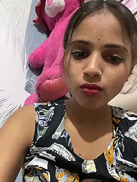 Snapshot of samayra1144 chatting on 4, 5, 2026 samayra1144 online show from 4, 5, 2026