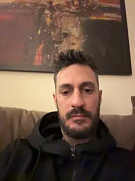 Snapshot of livegreek chatting on 1, 4, 2026 livegreek online show from 1, 4, 2026