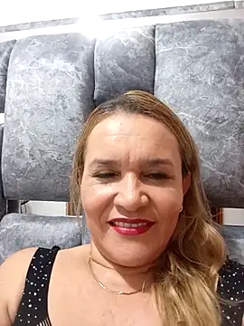 charlotte milf30 online show from 16, 4, 2026