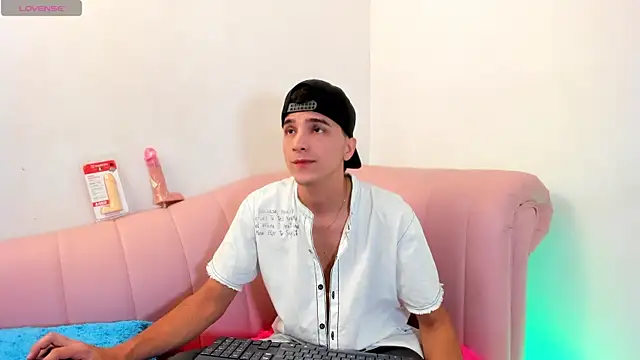 Snapshot of bad_boy_cum_ chatting on 11, 3, 2026 bad boy cum online show from 11, 3, 2026