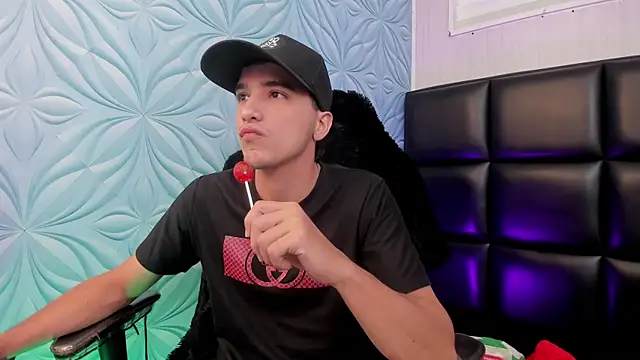 Snapshot of bad_boy_cum_ chatting on 21, 3, 2026 bad boy cum online show from 21, 3, 2026