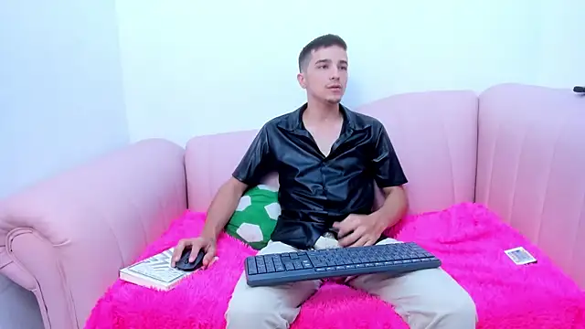 Snapshot of bad_boy_cum_ chatting on 3, 4, 2026 bad boy cum online show from 3, 4, 2026