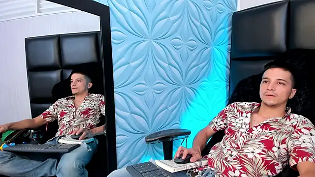 Snapshot of bad_boy_cum_ chatting on 4, 4, 2026 bad boy cum online show from 4, 4, 2026