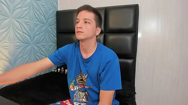 Snapshot of bad_boy_cum_ chatting on 21, 4, 2026 bad boy cum online show from 21, 4, 2026