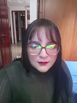 Snapshot of daphneev chatting on 12, 5, 2026 daphneev online show from 12, 5, 2026