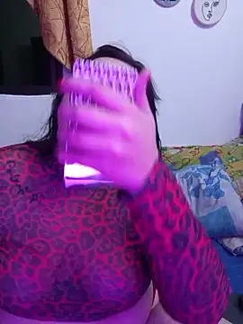 Snapshot of daphneev chatting on 21, 5, 2026 daphneev online show from 21, 5, 2026