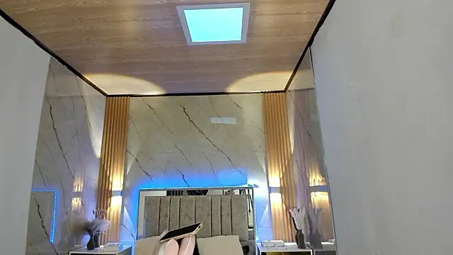 Snapshot of your_whore_Salome chatting on 23, 3, 2026 your whore Salome online show from 23, 3, 2026