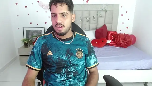 Snapshot of mister_fox723 chatting on 25, 2, 2026 mister fox723 online show from 25, 2, 2026