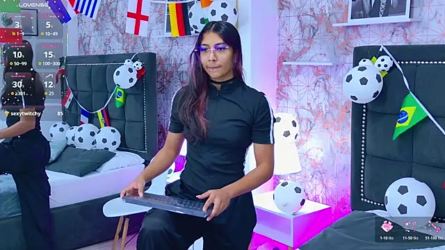 Snapshot of Raven_Gloomy chatting on 30, 6, 2026 Raven Gloomy online show from 30, 6, 2026