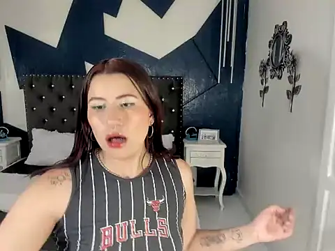 Snapshot of sara_gray__ chatting on 21, 2, 2026 sara gray online show from 21, 2, 2026