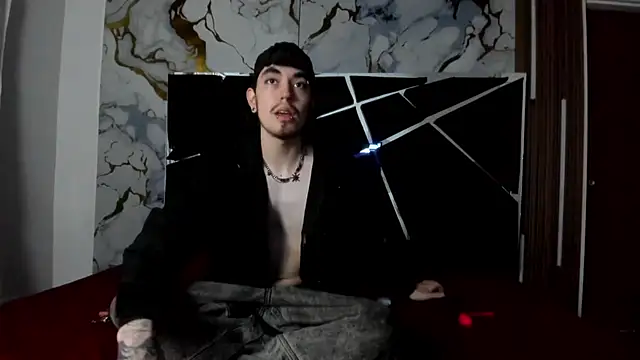 Snapshot of Couple_In_Heat chatting on 20, 2, 2026 Couple In Heat online show from 20, 2, 2026