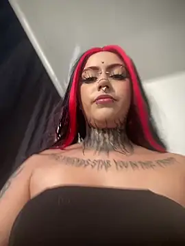 Snapshot of maliciaXpoison chatting on 15, 3, 2026 maliciaXpoison online show from 15, 3, 2026