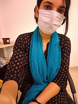 Snapshot of tanzum_khan3202 chatting on 23, 4, 2026 tanzum khan3202 online show from 23, 4, 2026