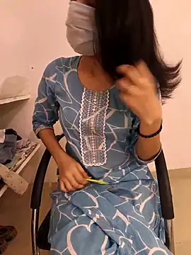 Snapshot of tanzum_khan3202 chatting on 26, 4, 2026 tanzum khan3202 online show from 26, 4, 2026