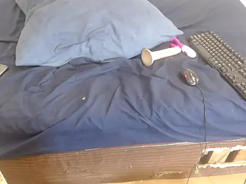 Snapshot of SweetDarkBrownie chatting on 25, 2, 2026 SweetDarkBrownie online show from 25, 2, 2026