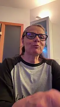 Snapshot of Dance_Lady chatting on 27, 4, 2026 Dance Lady online show from 27, 4, 2026