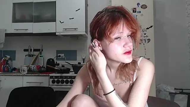 Snapshot of SolarAdrienne chatting on 5, 3, 2026 SolarAdrienne online show from 5, 3, 2026