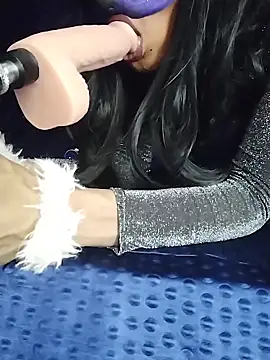 Snapshot of TRANSY_WITH_GIRL chatting on 17, 2, 2026 TRANSY WITH GIRL online show from 17, 2, 2026