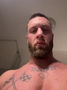 Snapshot of Tiziano94 chatting on 9, 3, 2026 Tiziano94 online show from 9, 3, 2026